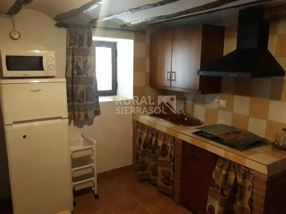 Encantadora Vivienda Rural en Pozo Alcón, con chimenea y calefacción - Imagen 13