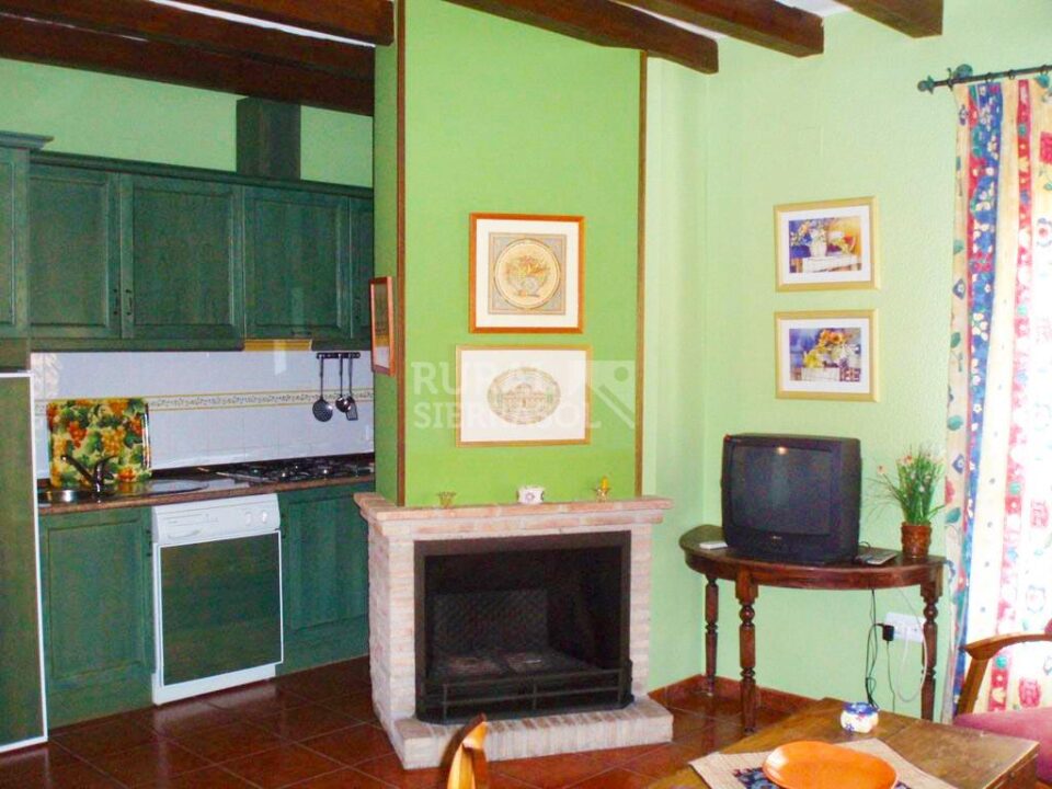 Bonito Apartamento Rural en Segura de la Sierra, con wifi, chimenea y calefacción - Imagen 13