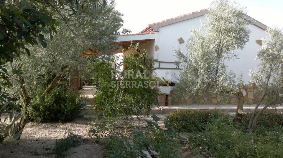 Casa Rural en Pozo Alcón, con piscina y barbacoa - Imagen 28