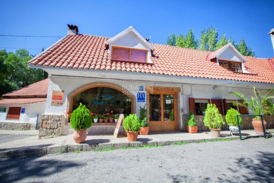 Precioso Hotel Rural de tres estrellas en Arroyo Frío - Imagen 29