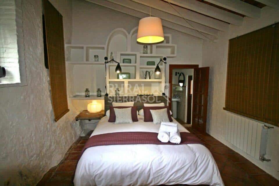 Excepcional Cortijo en El Gastor con piscina, chimenea y calefacción central - Imagen 14