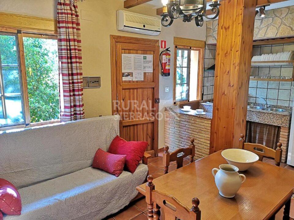 Acogedora Casa Rural con piscina y aire acondicionado, en La Iruela - Imagen 14