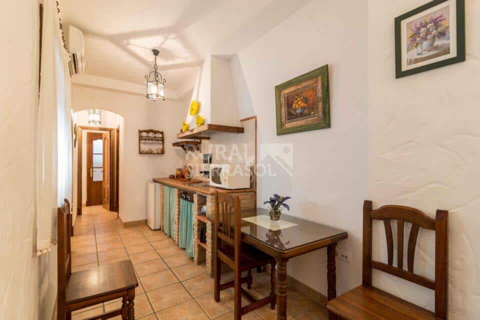 Coqueto Apartamento Rural en Prado del Rey con chimenea y wifi - Imagen 14