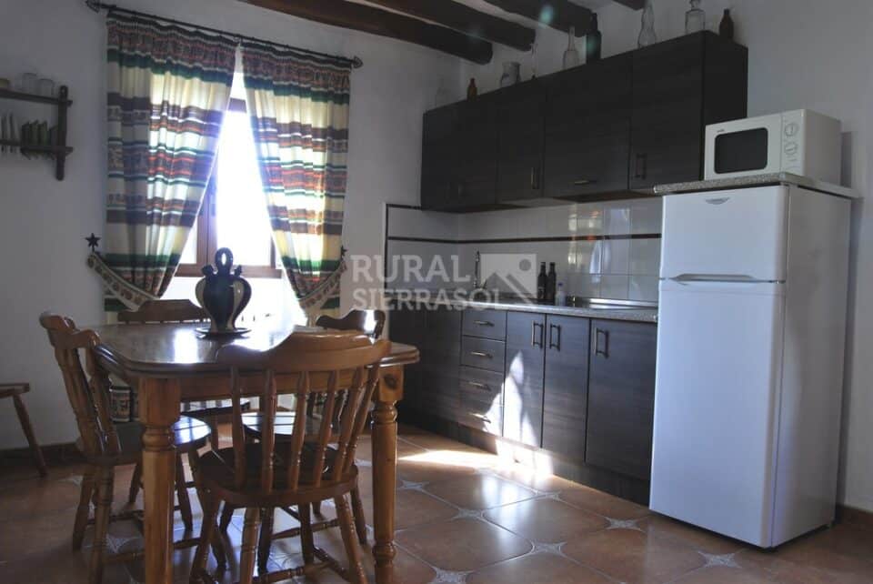 Conjunto Rural en Alcalá la Real, con amplio salón de reuniones - Imagen 35