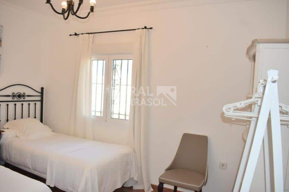 Precioso Chalet junto a la playa en Conil de la Frontera - Imagen 27