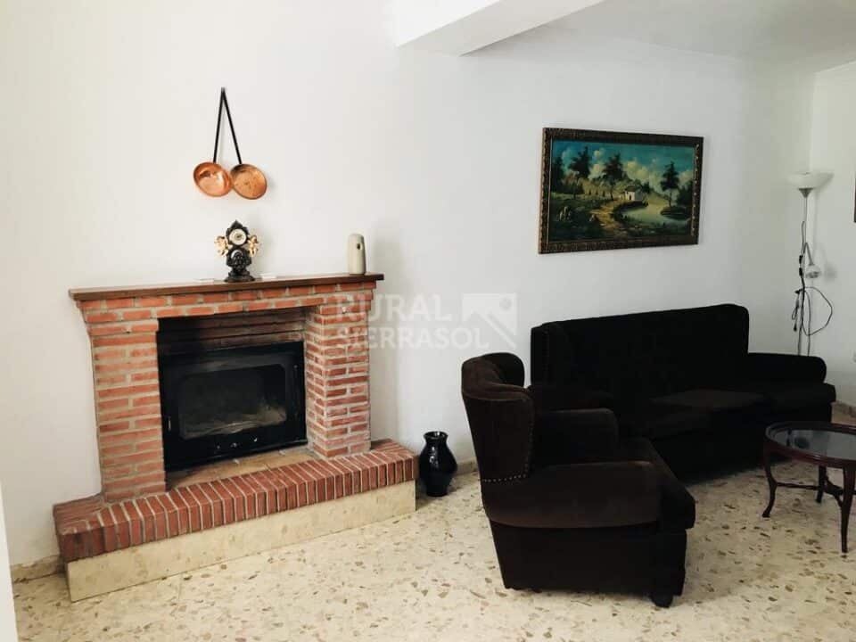 Estupenda Casa Rural en Setenil de las Bodegas, con chimenea y wifi - Imagen 4