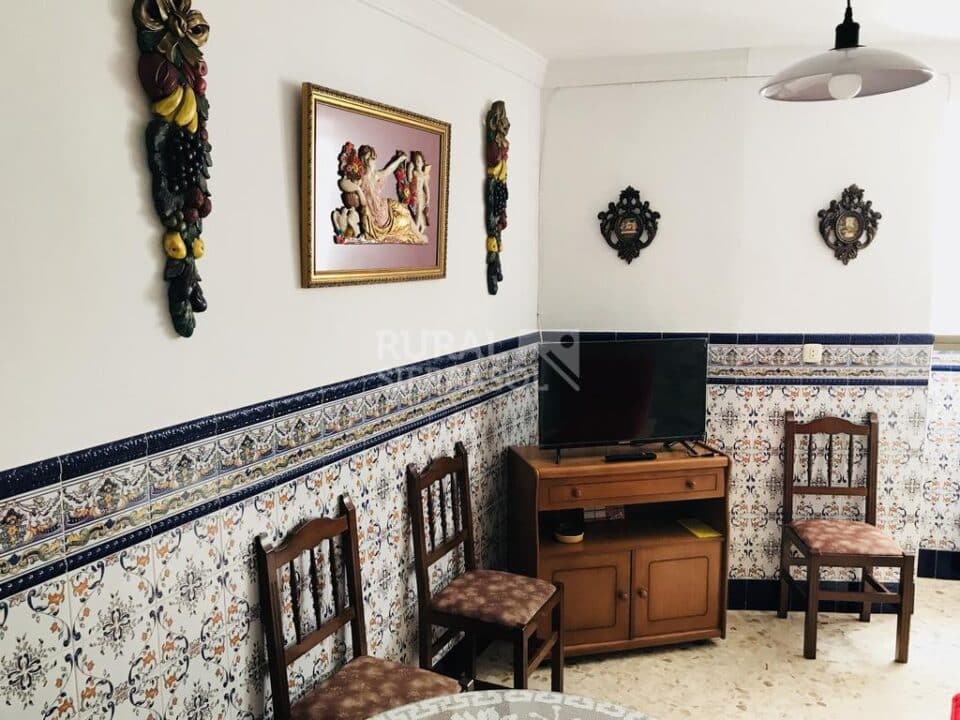 Estupenda Casa Rural en Setenil de las Bodegas, con chimenea y wifi - Imagen 5