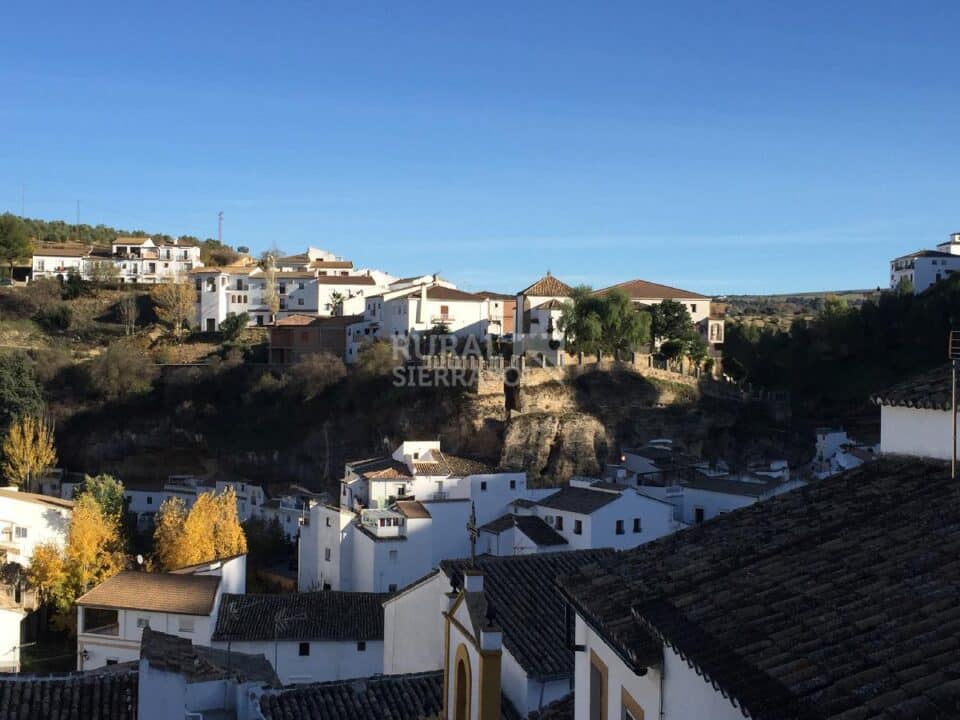 Estupenda Casa Rural en Setenil de las Bodegas, con chimenea y wifi - Imagen 25