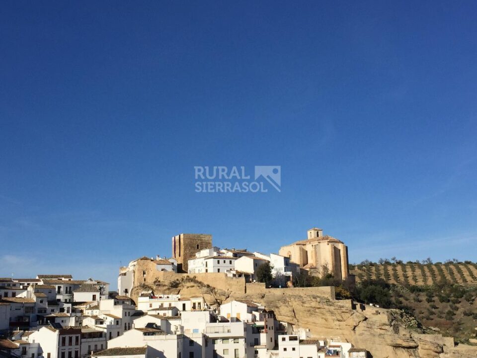 Estupenda Casa Rural en Setenil de las Bodegas, con chimenea y wifi - Imagen 27
