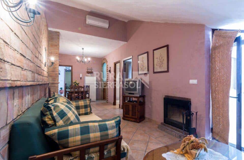 Coqueto Apartamento Rural en Prado del Rey con chimenea y wifi - Imagen 15