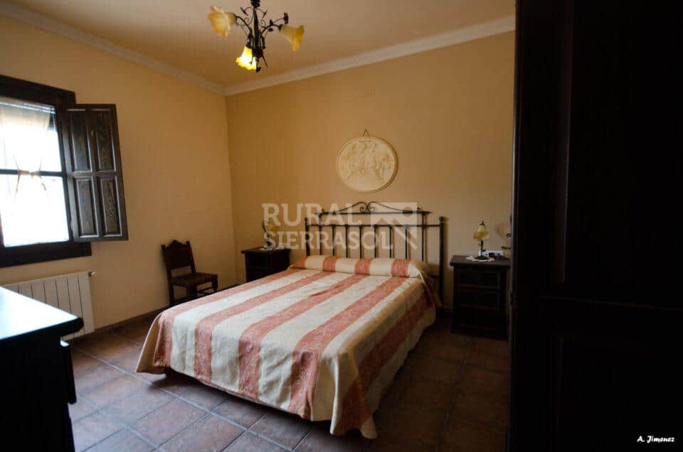Magnífica Casa Rural en Carcabuey, con piscina, barbacoa y chimenea - Imagen 15