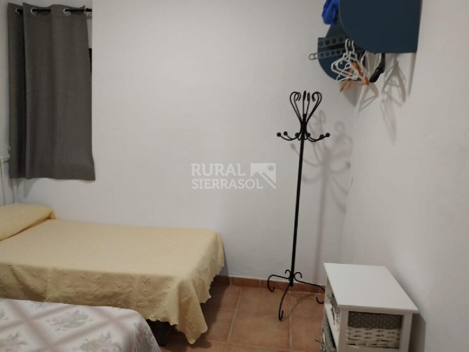 Casa Rural en Prado del Rey con piscina, chimenea y barbacoa - Imagen 8