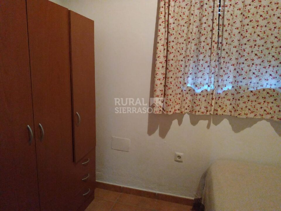 Casa Rural en Prado del Rey con piscina, chimenea y barbacoa - Imagen 16