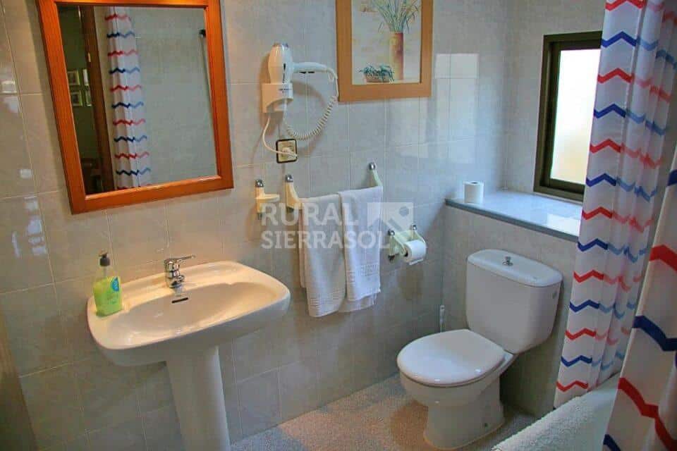 Acogedor Alojamiento Rural en Cazorla, con calefacción y chimenea - Imagen 17