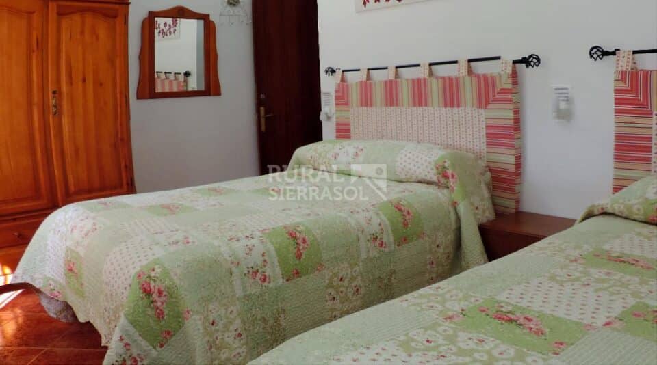 Maravillosa Casa Rural en Prado del Rey con piscina vallada y barbacoa - Imagen 33