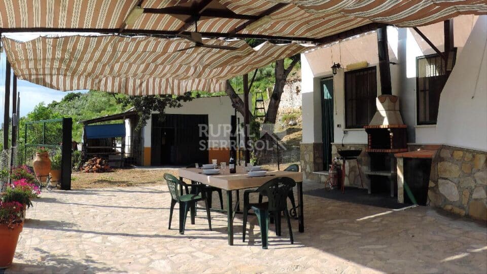 Maravillosa Casa Rural en Prado del Rey con piscina vallada y barbacoa - Imagen 55