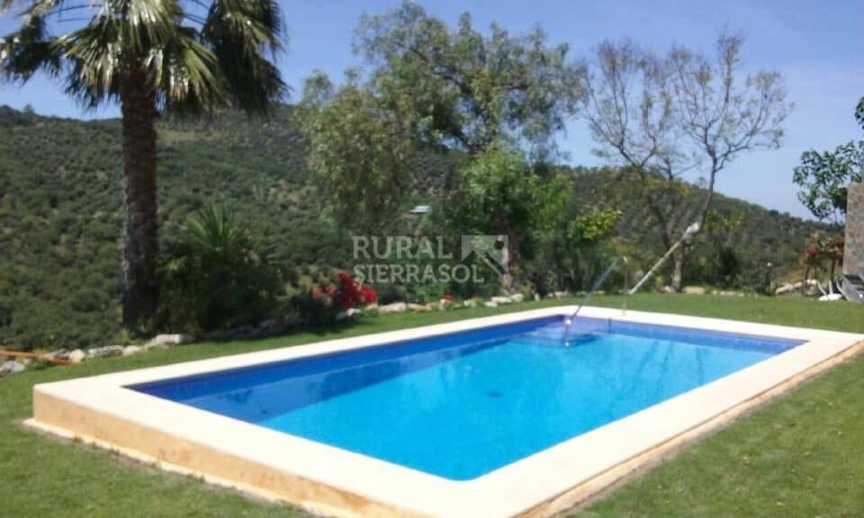 Maravillosa Casa Rural en Prado del Rey con piscina vallada y barbacoa - Imagen 4