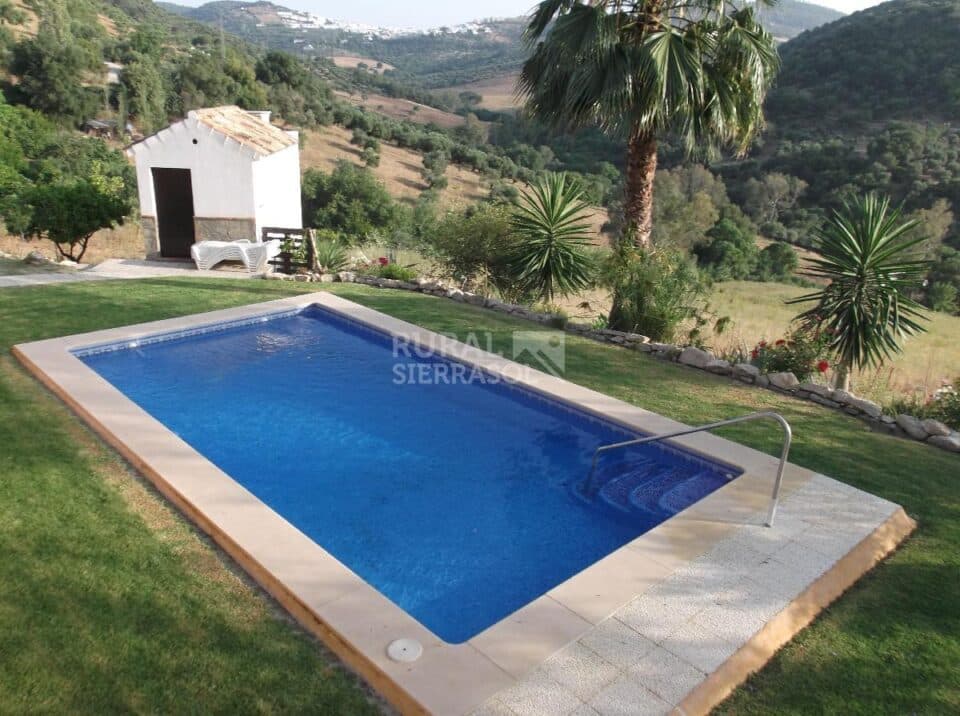Maravillosa Casa Rural en Prado del Rey con piscina vallada y barbacoa - Imagen 13