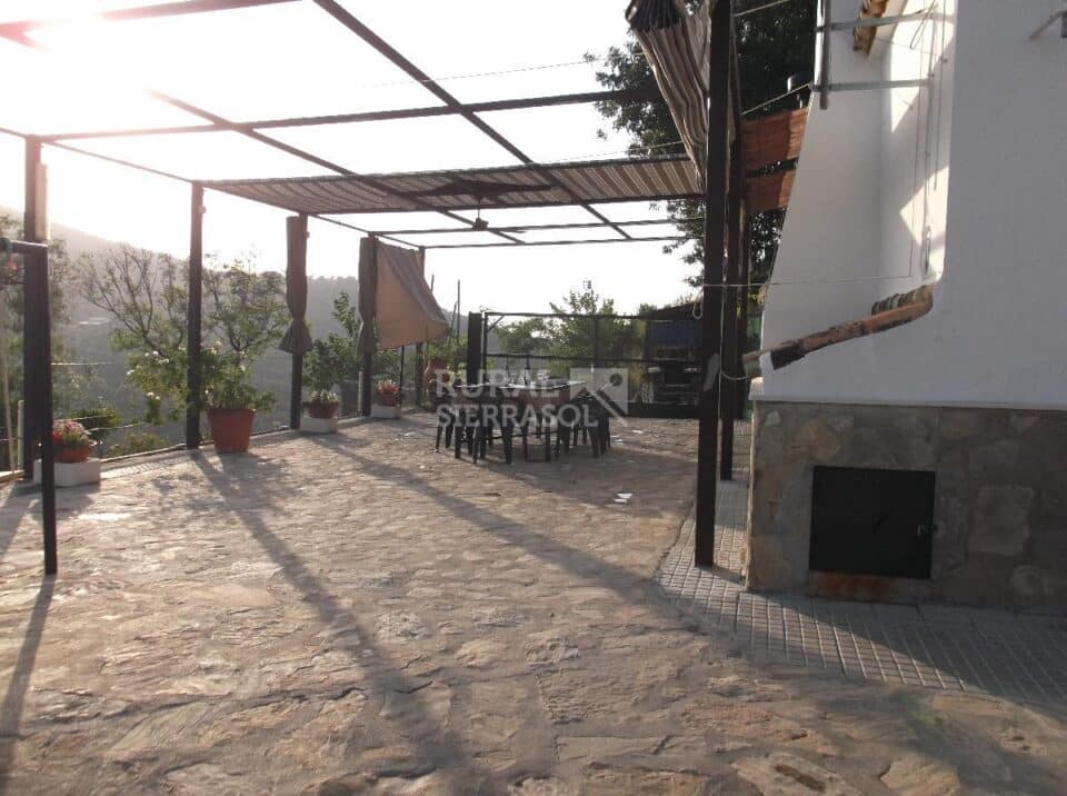 Maravillosa Casa Rural en Prado del Rey con piscina vallada y barbacoa - Imagen 17