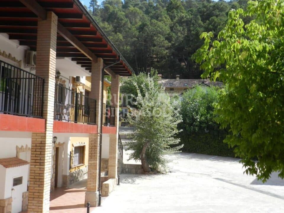 Magnífico Apartamento Rural en Arroyo Frío, con piscina, aire acondicionado y chimenea - Imagen 19