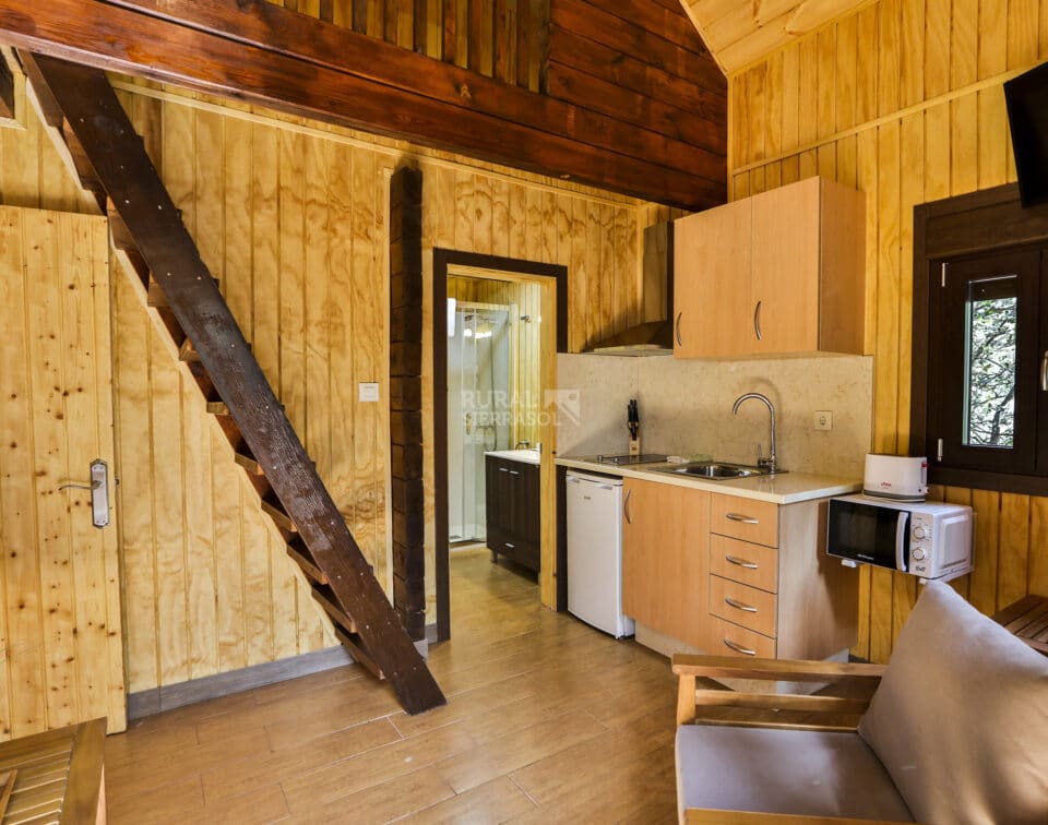 Espléndida Cabaña de Madera, para 5 personas, con piscina y wifi - Imagen 5