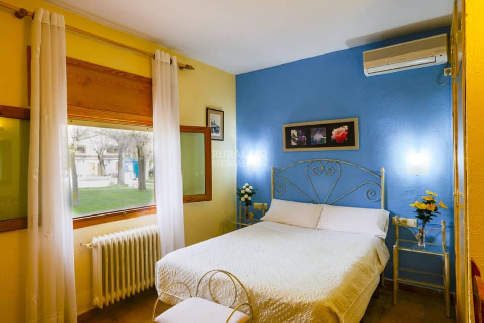 Precioso Hotel Rural de tres estrellas en Arroyo Frío - Imagen 12