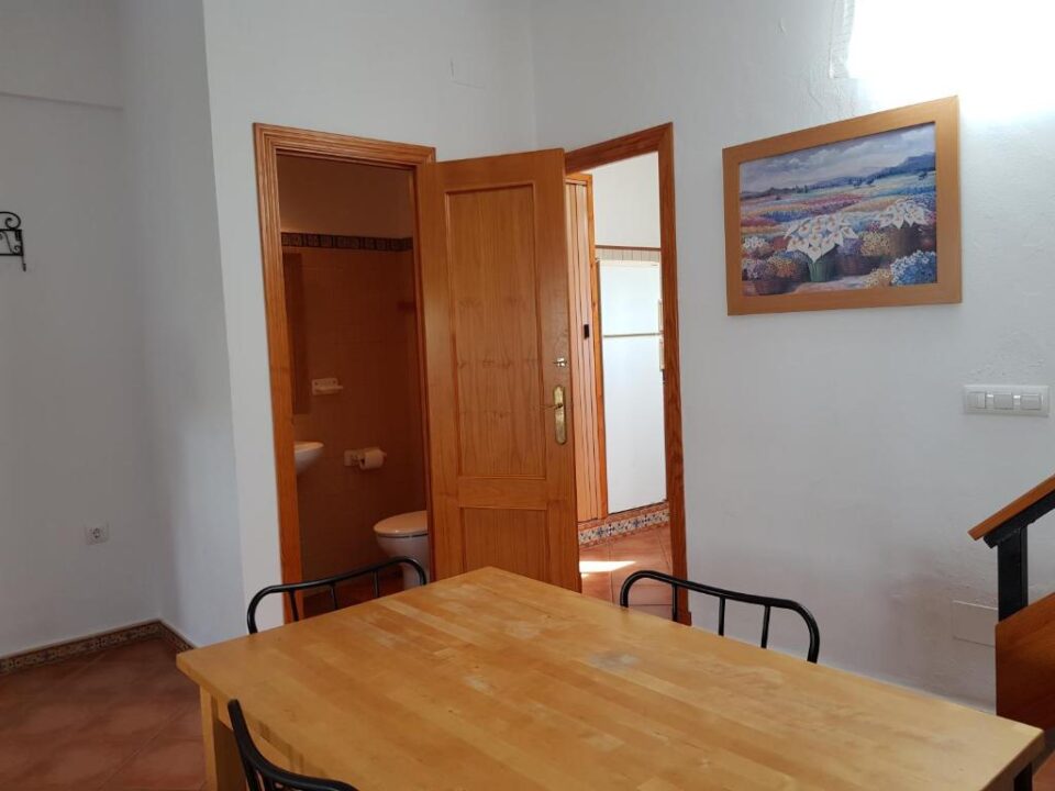 Acogedora Casa Rural en Prado del Rey, con chimenea, barbacoa y aire acondicionado - Imagen 11