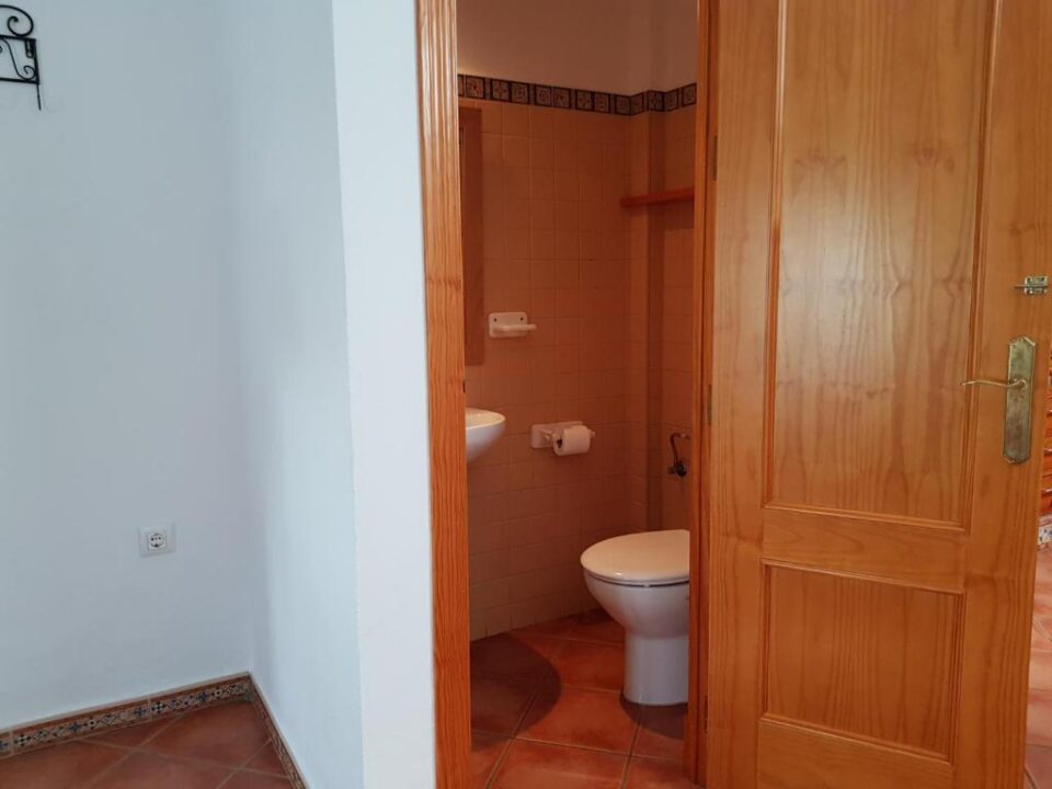 Acogedora Casa Rural en Prado del Rey, con chimenea, barbacoa y aire acondicionado - Imagen 12