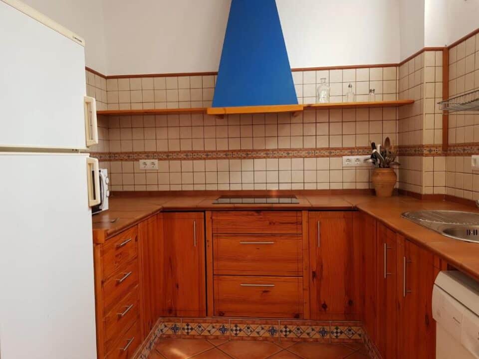 Acogedora Casa Rural en Prado del Rey, con chimenea, barbacoa y aire acondicionado - Imagen 14