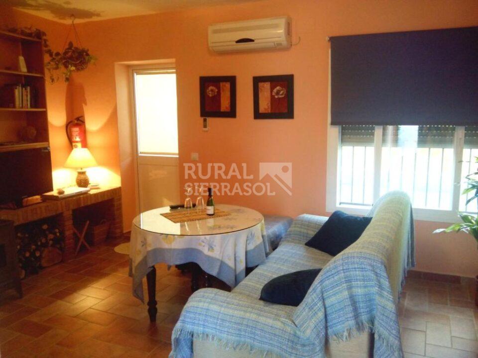 Acogedora Casa Rural en El Gastor con piscina, barbacoa y chimenea - Imagen 4