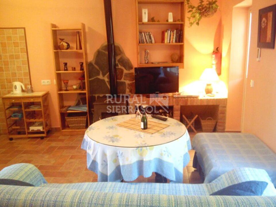 Acogedora Casa Rural en El Gastor con piscina, barbacoa y chimenea - Imagen 2