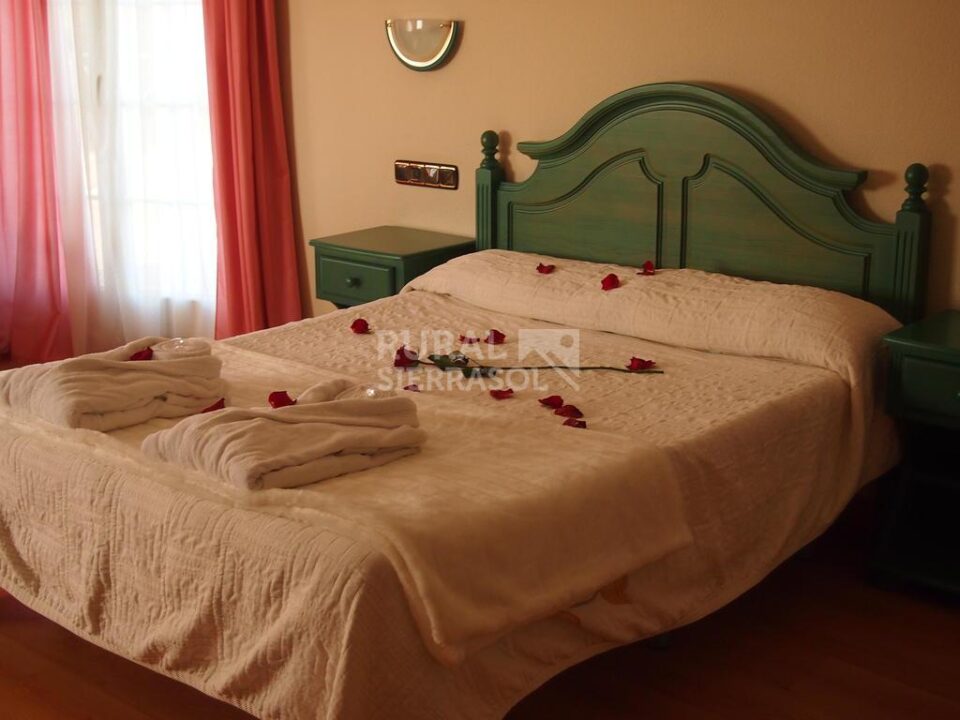 Hotel Rural en Cabra, junto al Parque Natural de las Sierras Subbéticas - Imagen 2