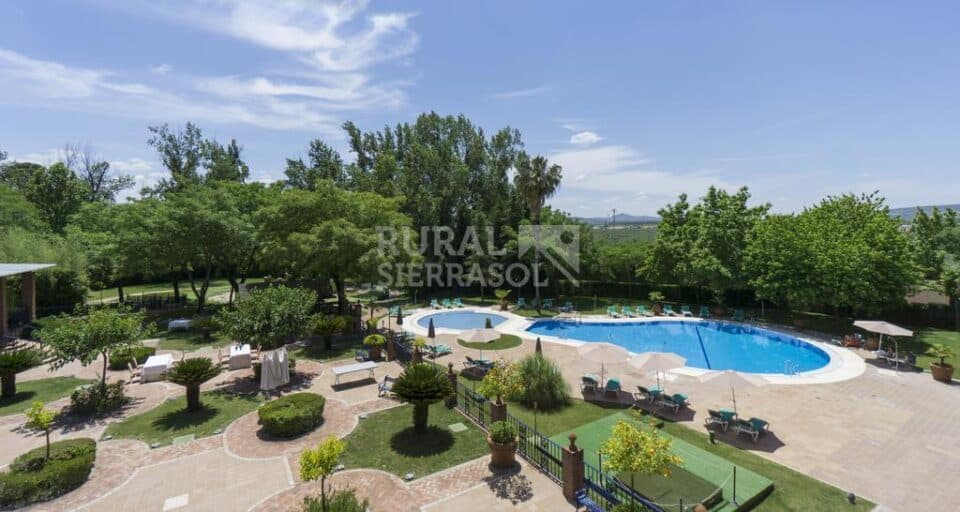 Maravilloso Hotel con categoría de cuatro estrellas, en la ciudad de Cabra - Imagen 2