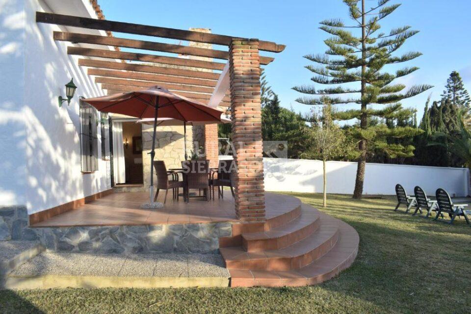 Precioso Chalet junto a la playa en Conil de la Frontera - Imagen 2