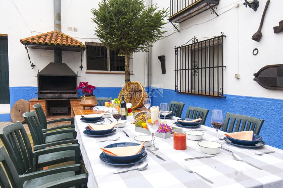Bonita Casa Rural en El Bosque, con chimenea, barbacoa y wifi - Imagen 2