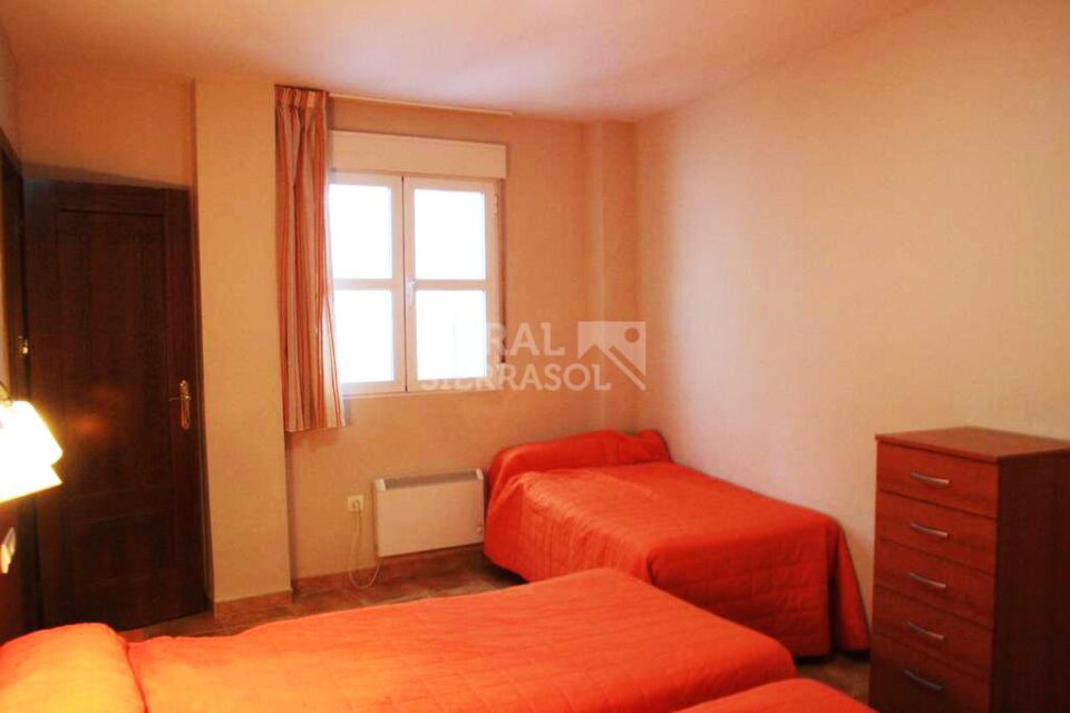 Magnífico Apartamento Rural en Güéjar Sierra, con wifi y calefacción central - Imagen 2