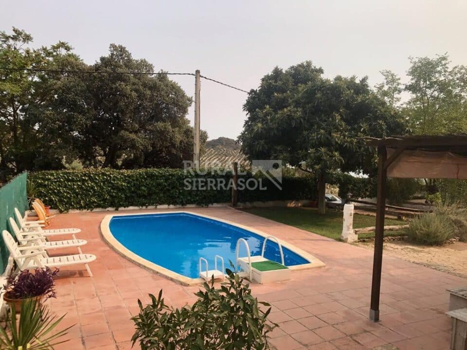 Bonita Casa Rural en Iznajar, con piscina, barbacoa y aire acondicionado - Imagen 2