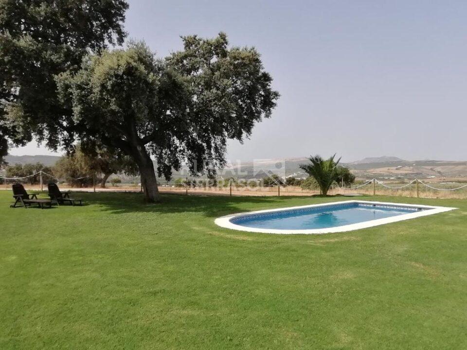 Espléndida Casa Rural en Setenil de las Bodegas con piscina cubierta y chimenea - Imagen 2