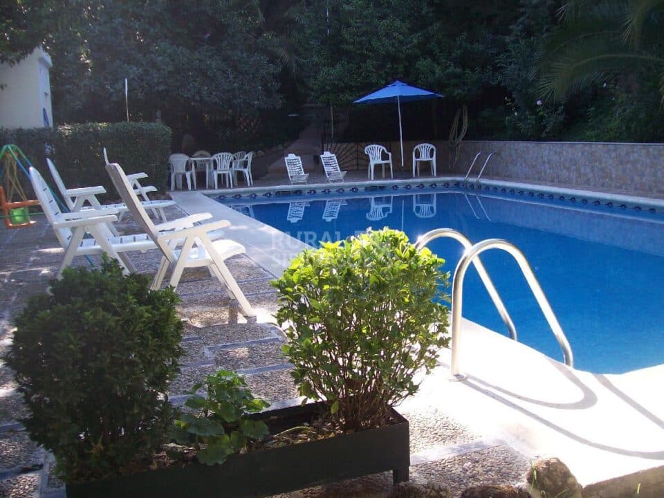 Magnífica Casa Rural en Villanueva del Arzobispo, con piscina y amplios jardines - Imagen 2