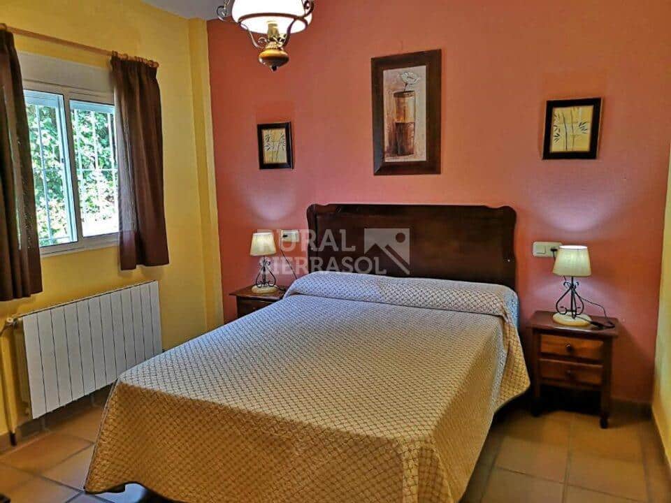 Espléndida Casa Rural en La iruela, con piscina privada, aire acondicionado y barbacoa - Imagen 20