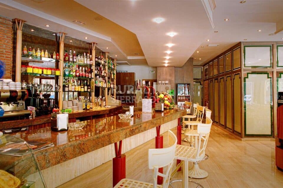 Maravilloso hotel de tres estrellas en Alcalá La Real - Imagen 54