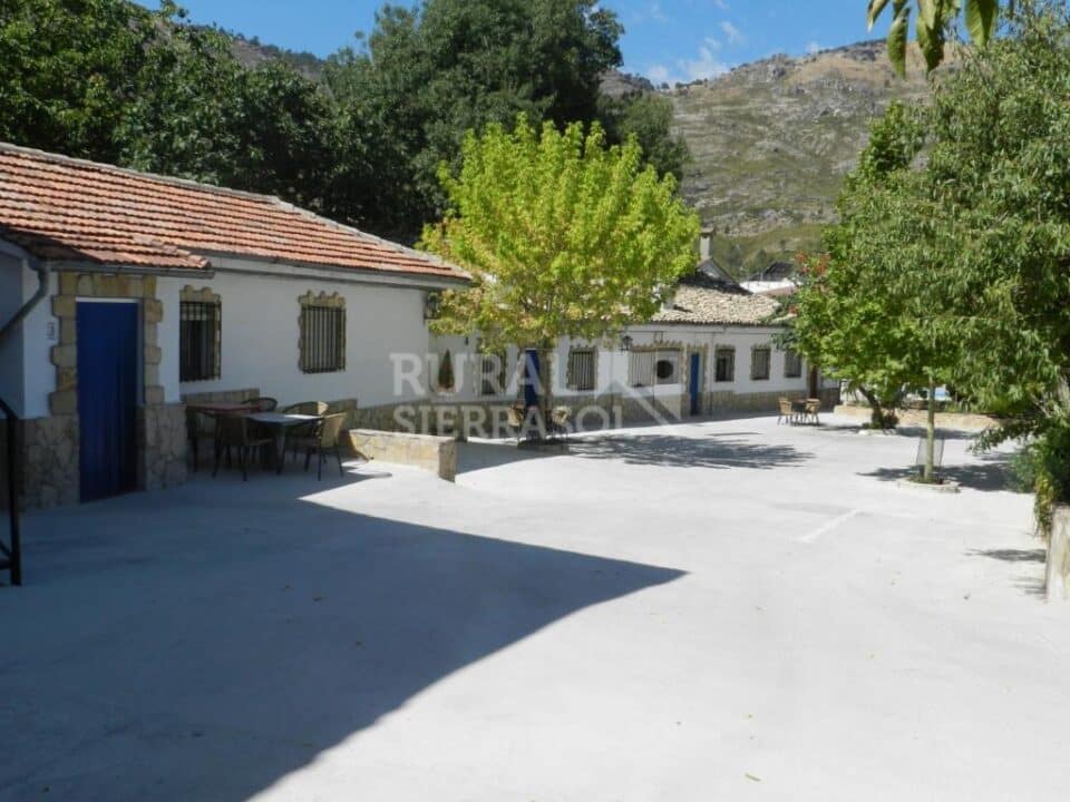 Magnífico Apartamento Rural en Arroyo Frío, con piscina, aire acondicionado y chimenea - Imagen 21