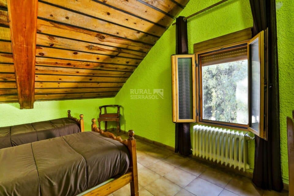 Amplio Alojamiento Rural en Arroyo Frío, para 12 personas, con piscina y aire acondicionado - Imagen 13