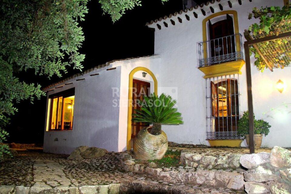 Excepcional Cortijo en El Gastor con piscina, chimenea y calefacción central - Imagen 21