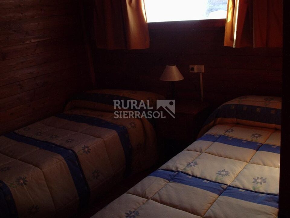 Preciosa Cabaña de Madera en Pozo Alcón, con piscina y aire acondicionado - Imagen 28