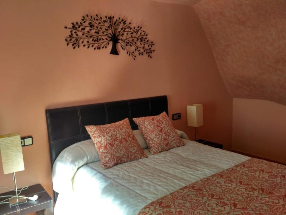 Acogedora Casa Rural en Setenil de las Bodegas bajo la roca, con wifi - Imagen 38