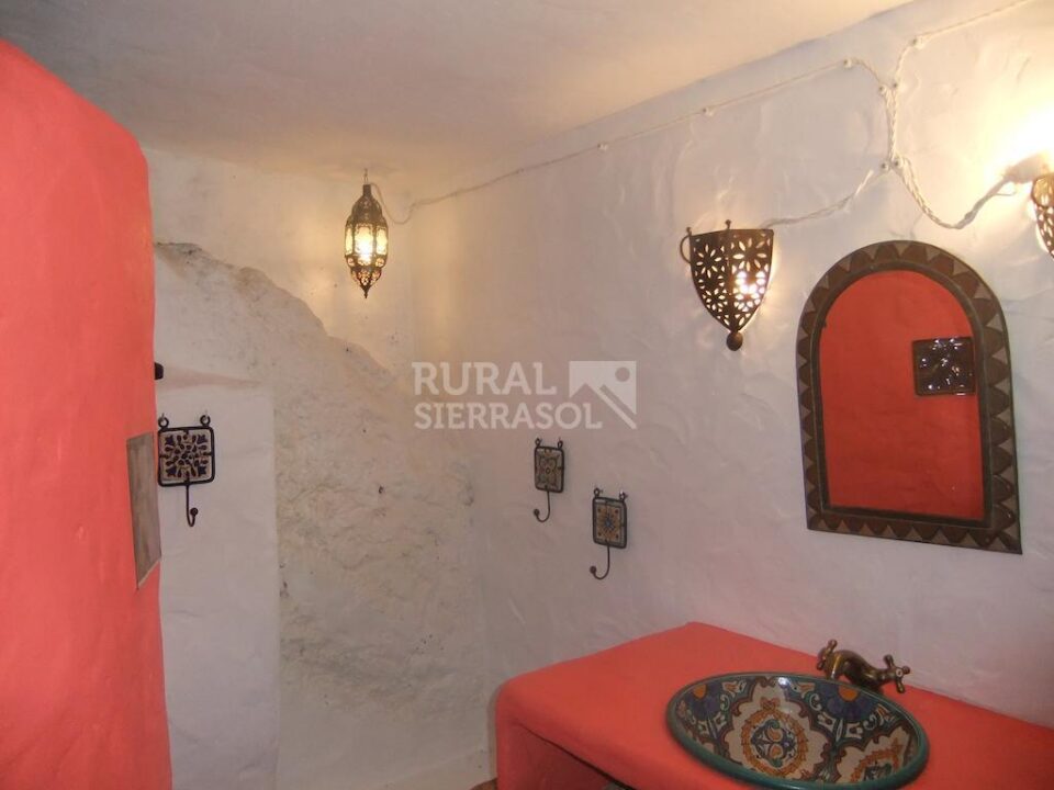Casa típica de pueblo, con calefacción y aire acondicionado - Imagen 4