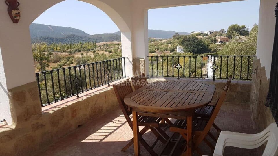 Acogedora Casa Rural en Algar, con piscina, chimenea y barbacoa - Imagen 15