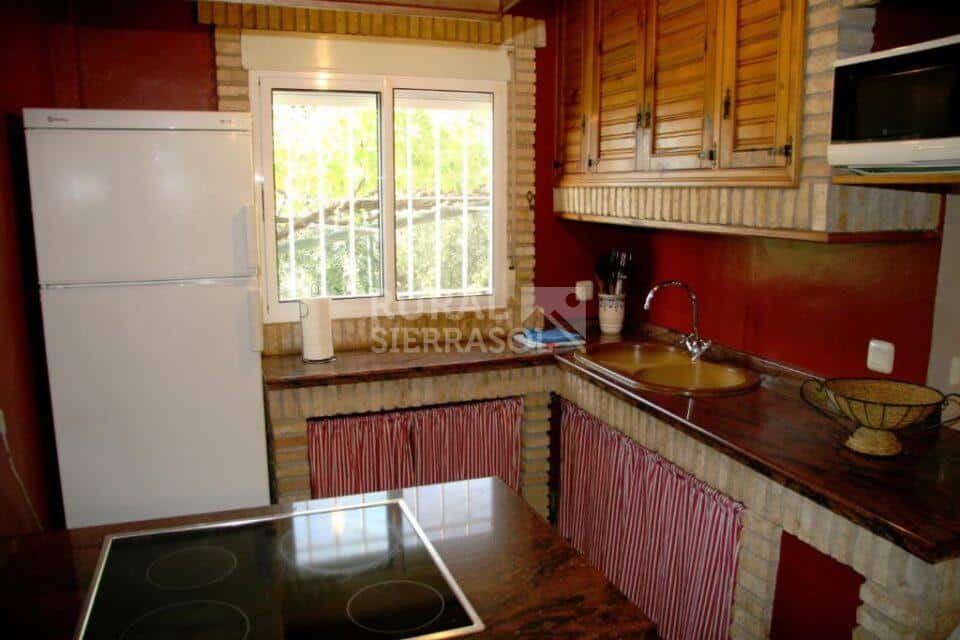 Espléndida Casa Rural en La iruela, con piscina privada, aire acondicionado y barbacoa - Imagen 22