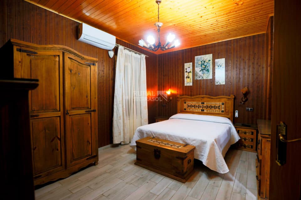 Espléndida Casa Rural en Coto Ríos, chimenea, wifi y amplios jardines - Imagen 20